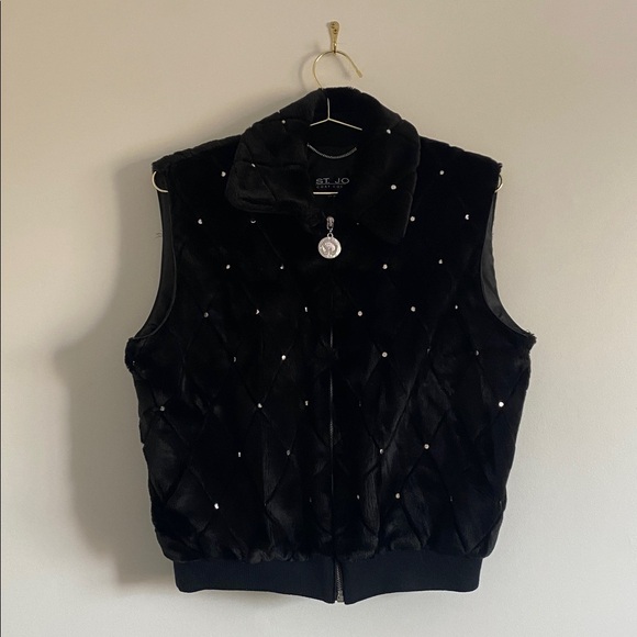 St. John Quilted Faux Fur Studded Convertible Vest/Bomber • Size S - Picture 15 of 16